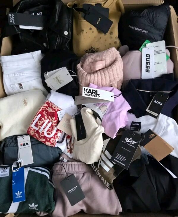Branded Clothing Pallet